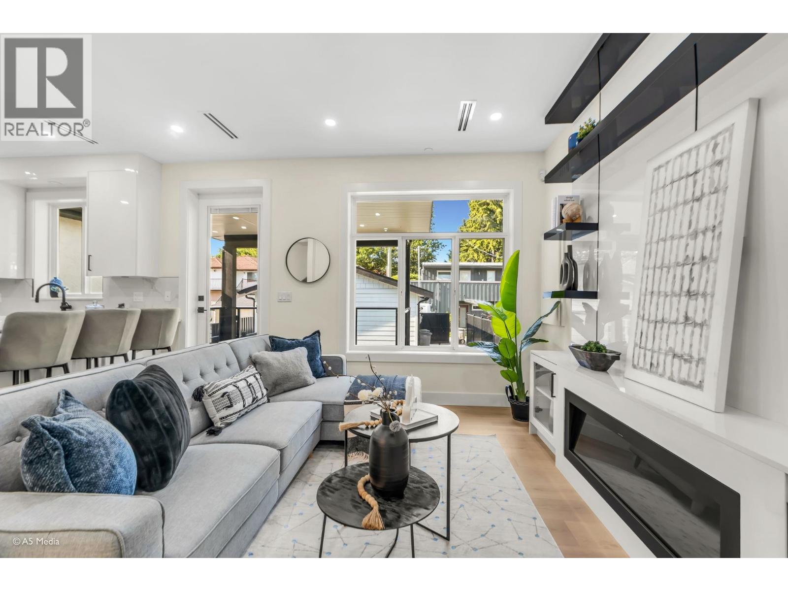 1 281 E 48th Avenue, Vancouver, British Columbia  V5W 2C9 - Photo 4 - R3129406