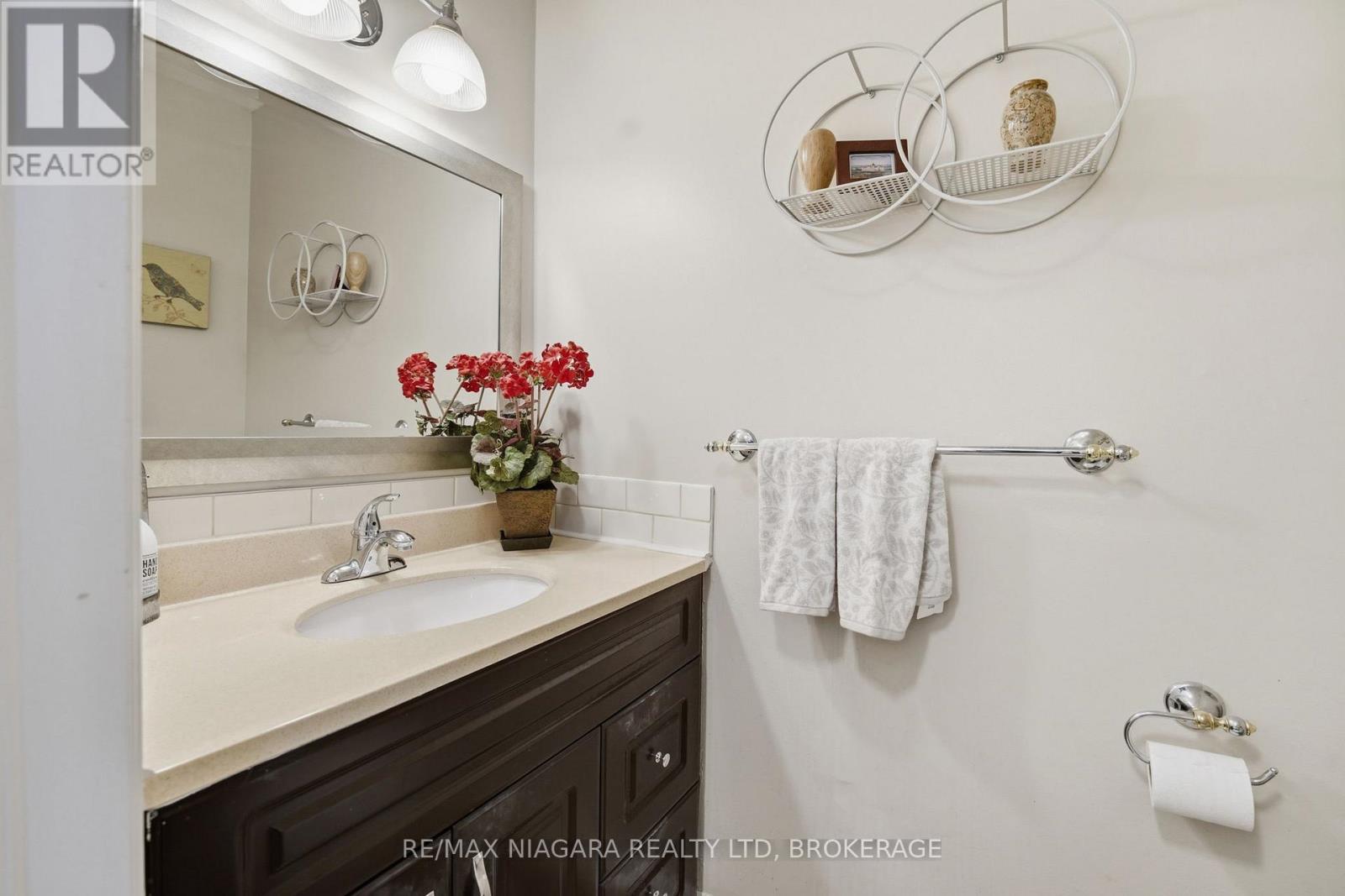 28 - 64 Forster Street, St. Catharines, Ontario L2N 6T5 - Photo 11 - X13219312