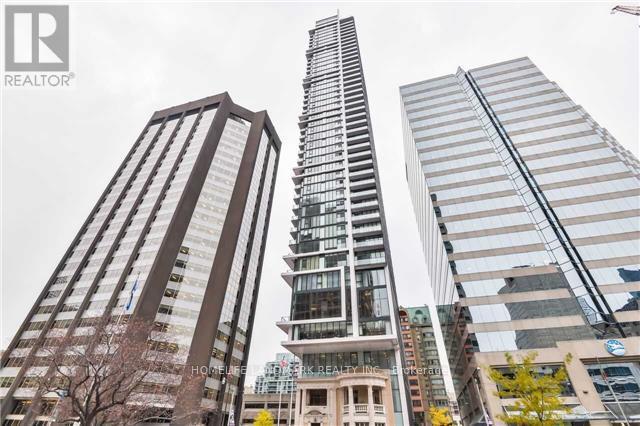 910 - 426 UNIVERSITY AVENUE, Toronto, Ontario