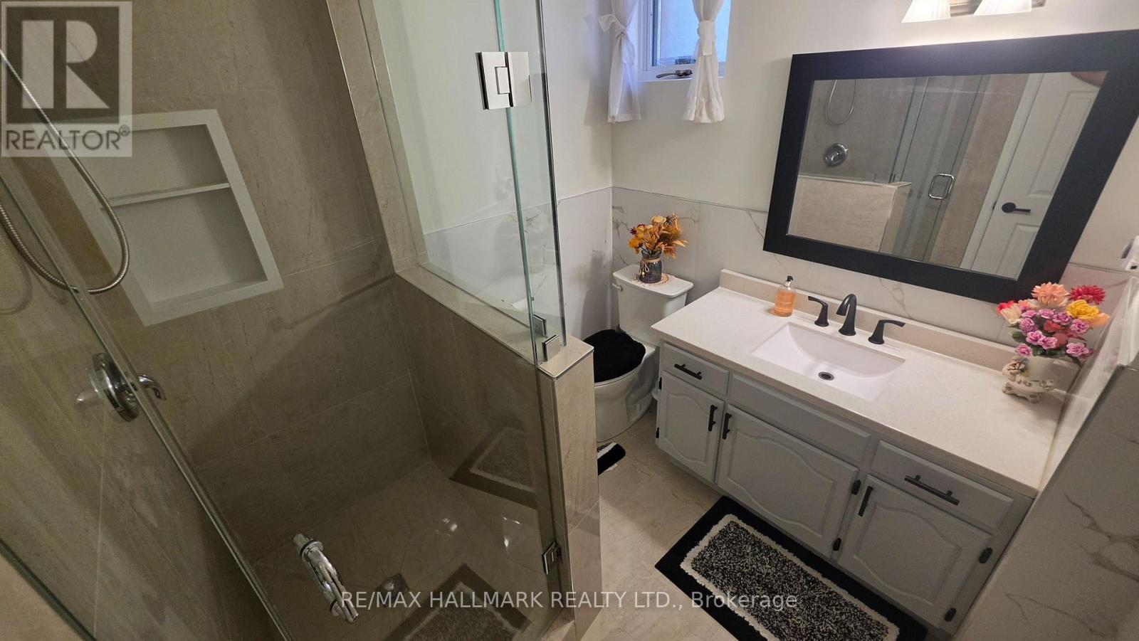 Lower Level - 110 Milton Street, Toronto, Ontario  M8Y 2Y3 - Photo 13 - W13219334