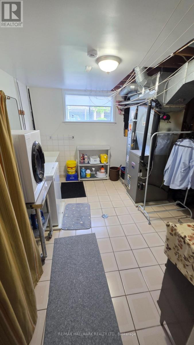 Lower Level - 110 Milton Street, Toronto, Ontario  M8Y 2Y3 - Photo 32 - W13219334