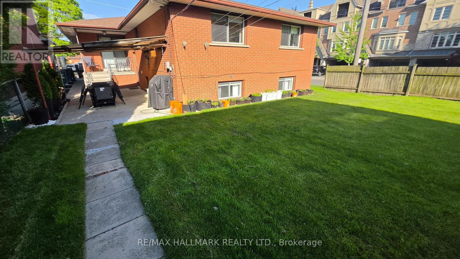 Lower Level - 110 Milton Street, Toronto, Ontario  M8Y 2Y3 - Photo 42 - W13219334