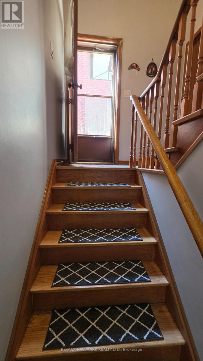 Lower Level - 110 Milton Street, Toronto, Ontario  M8Y 2Y3 - Photo 6 - W13219334