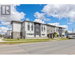 305 - 979 NORTH RUSSELL ROAD, Russell, Ontario
