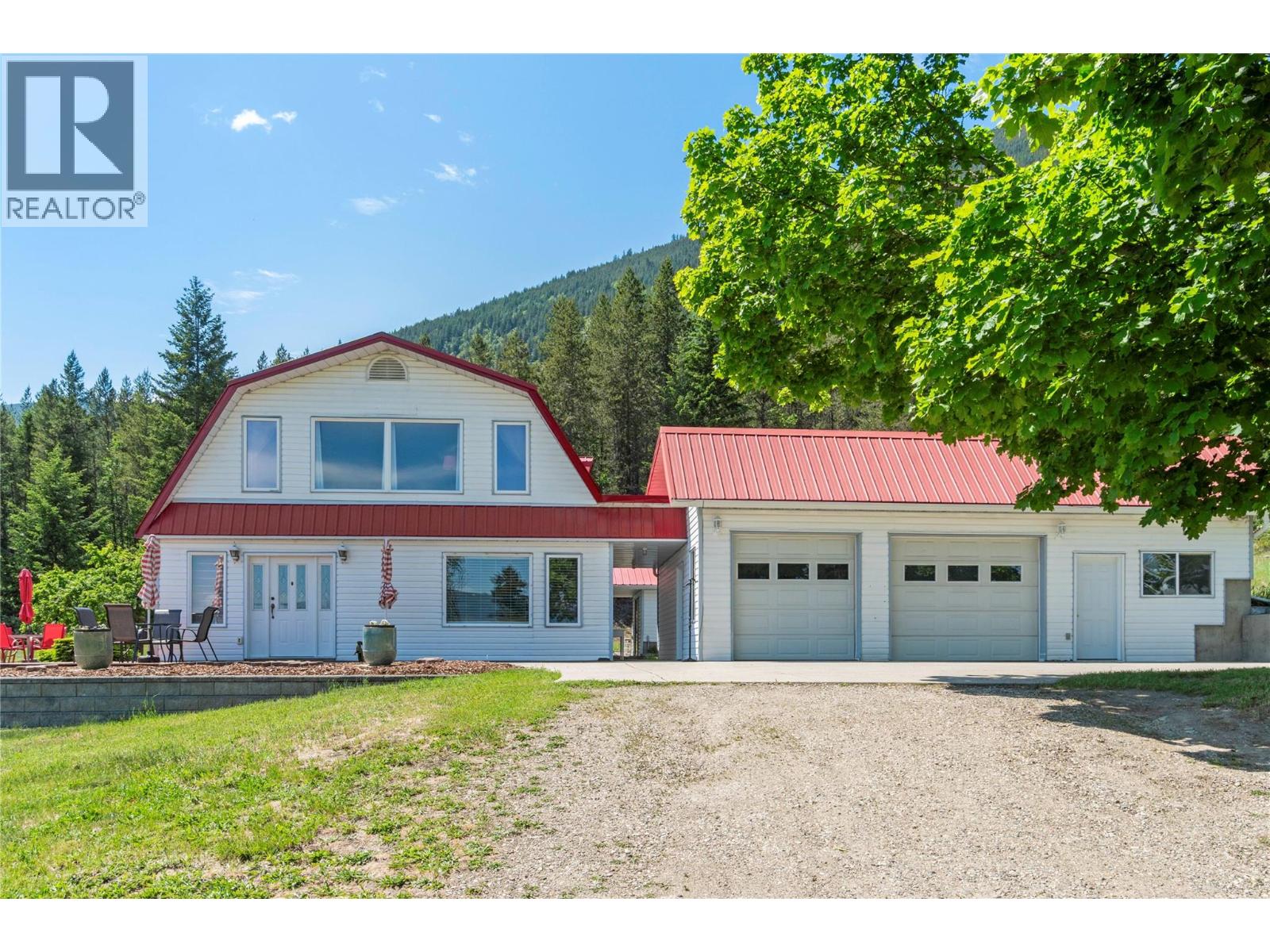 5641 50 Street NW, Salmon Arm, British Columbia  V1E 3A6 - Photo 11 - 10388430