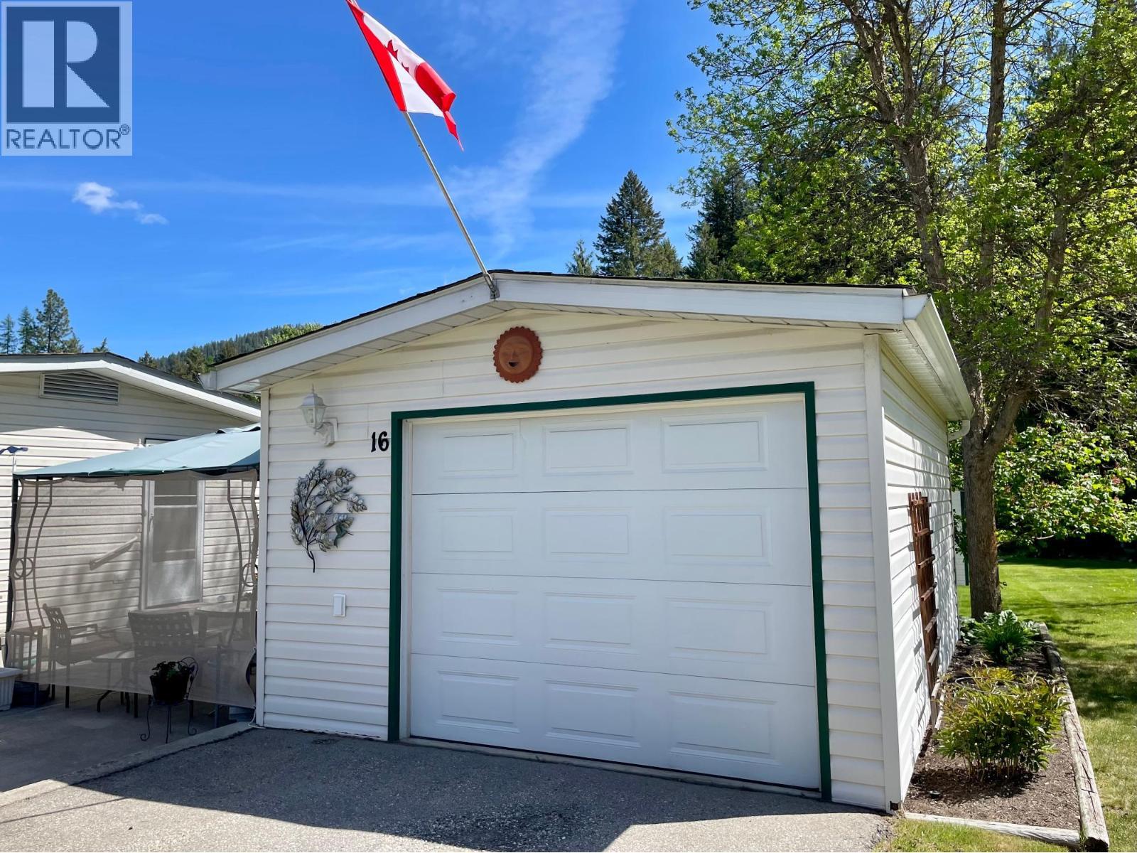 1500 Neimi Road Unit# 16, Christina Lake, British Columbia  V0H 1E2 - Photo 7 - 10389479