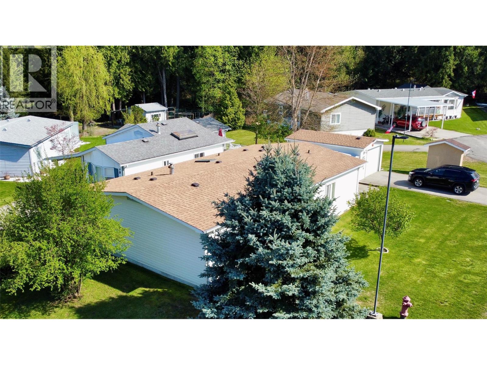 1500 Neimi Road Unit# 16, Christina Lake, British Columbia  V0H 1E2 - Photo 2 - 10389479