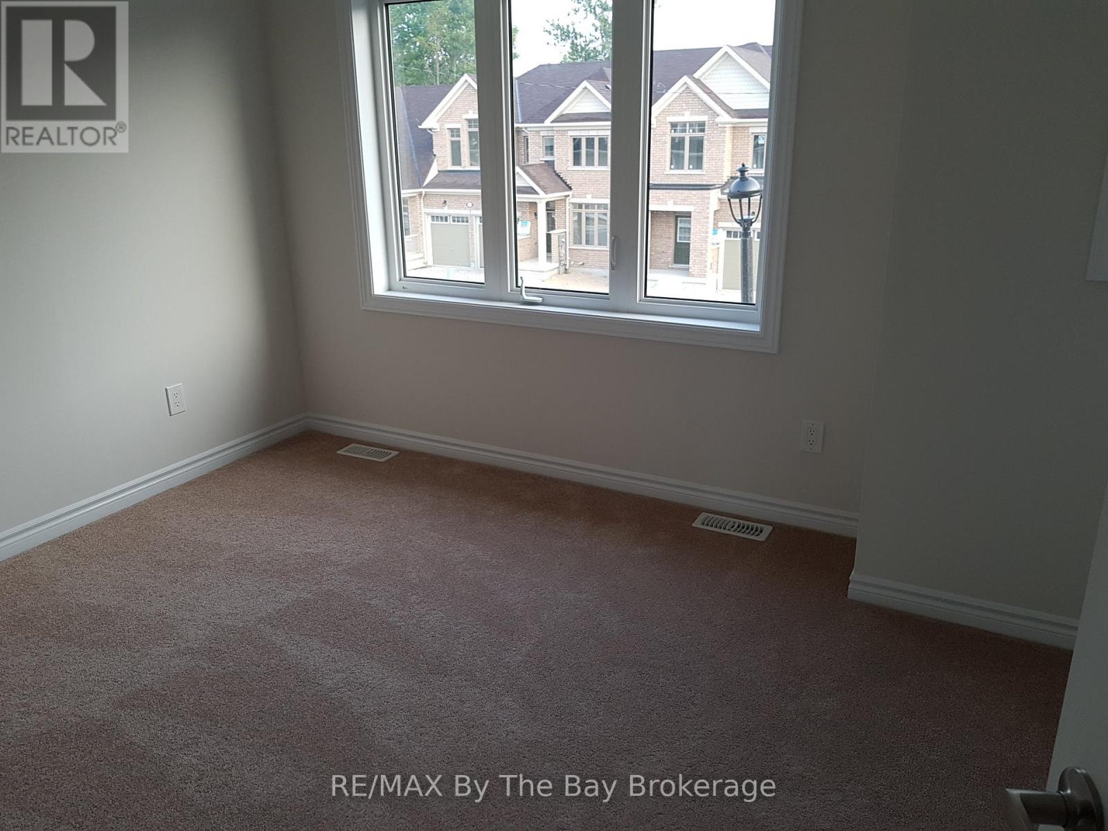 162 Allegra Drive, Wasaga Beach, Ontario  L9Z 1P2 - Photo 10 - S13219348