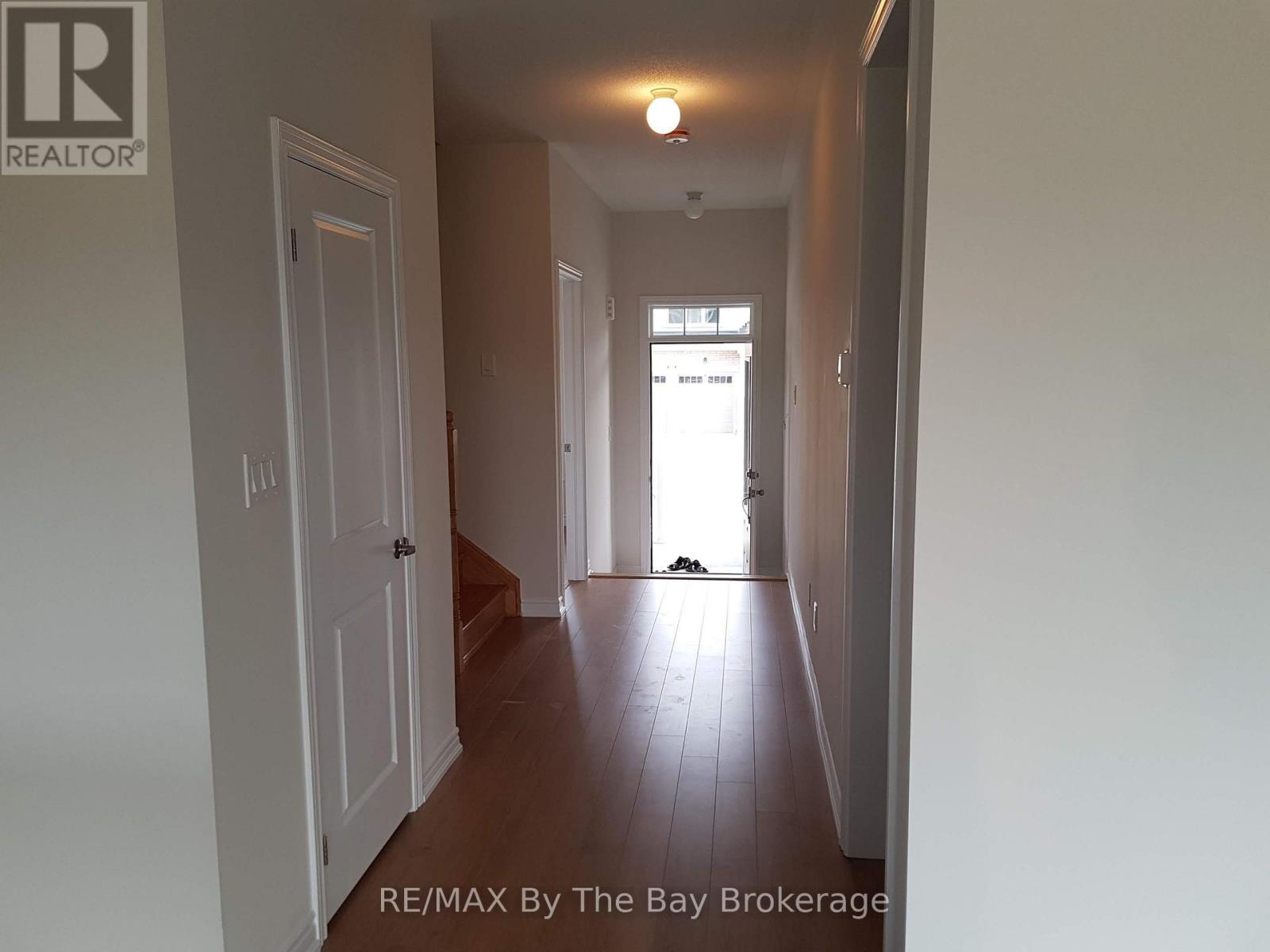 162 Allegra Drive, Wasaga Beach, Ontario  L9Z 1P2 - Photo 2 - S13219348