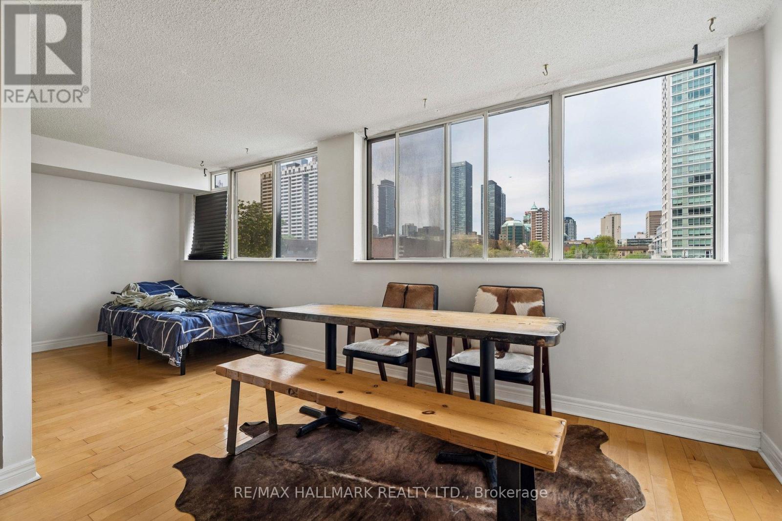 506 - 15 Maitland Place, Toronto, Ontario  M4Y 2X3 - Photo 9 - C13208428