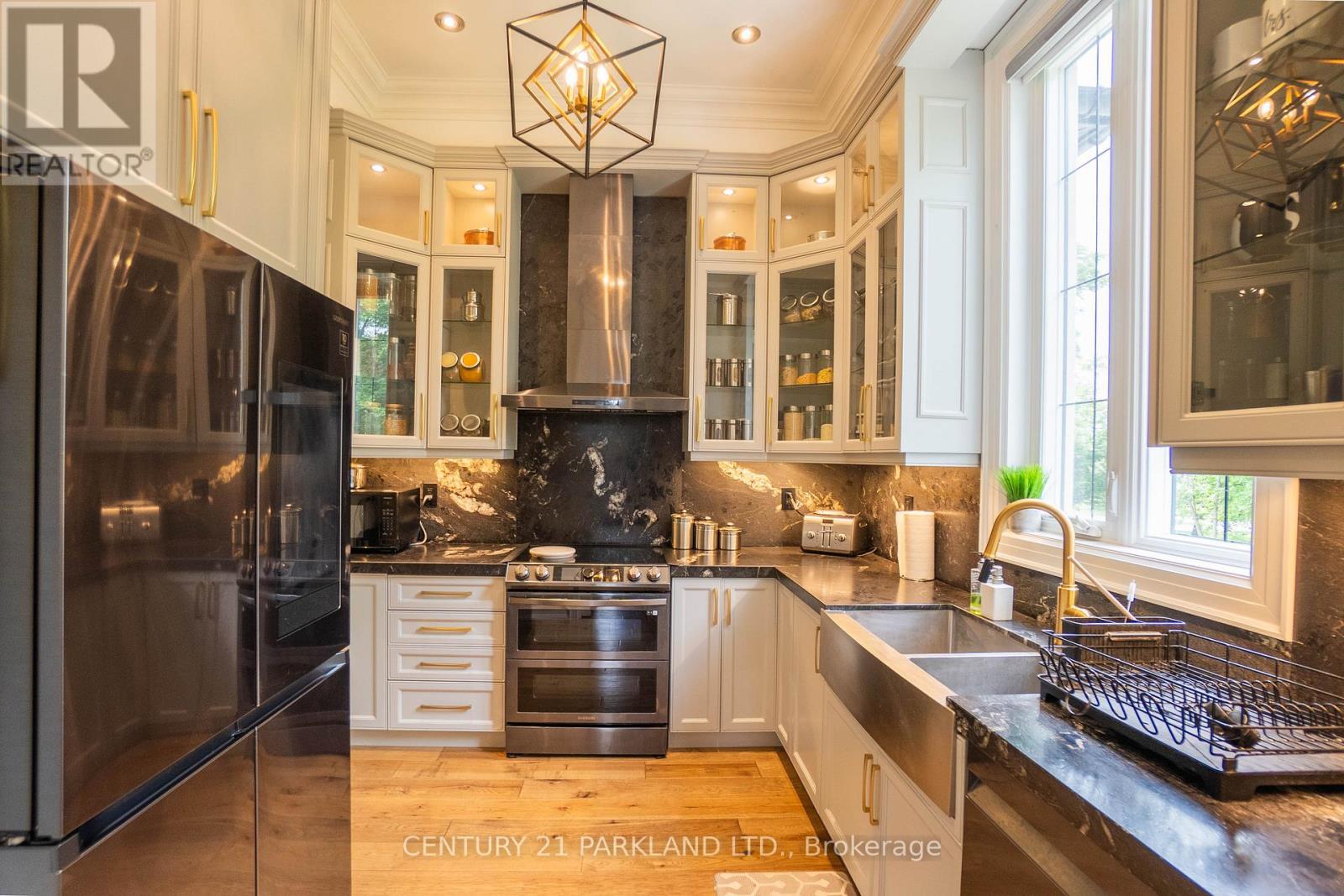 12 Hollywood Crescent, King, Ontario  L0G 1N0 - Photo 15 - N13218628