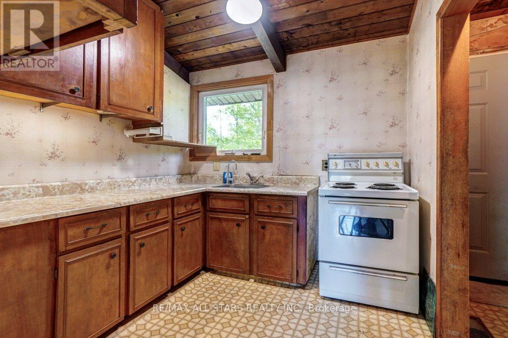 39 Creek Drive, Georgina, Ontario  L0E 1N0 - Photo 14 - N13219346