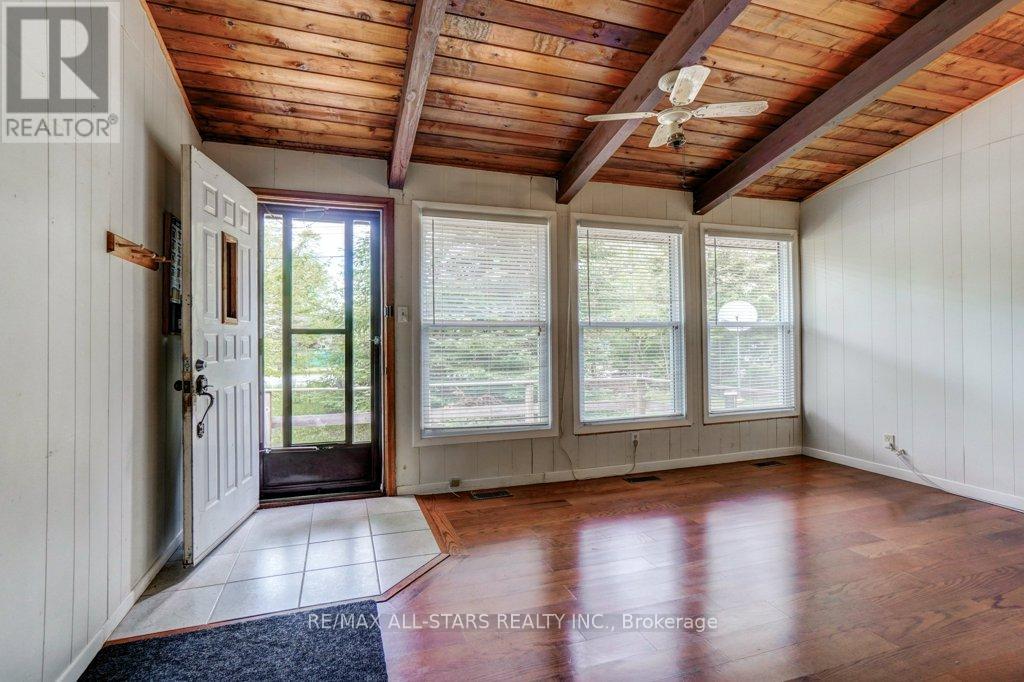 39 Creek Drive, Georgina, Ontario  L0E 1N0 - Photo 4 - N13219346