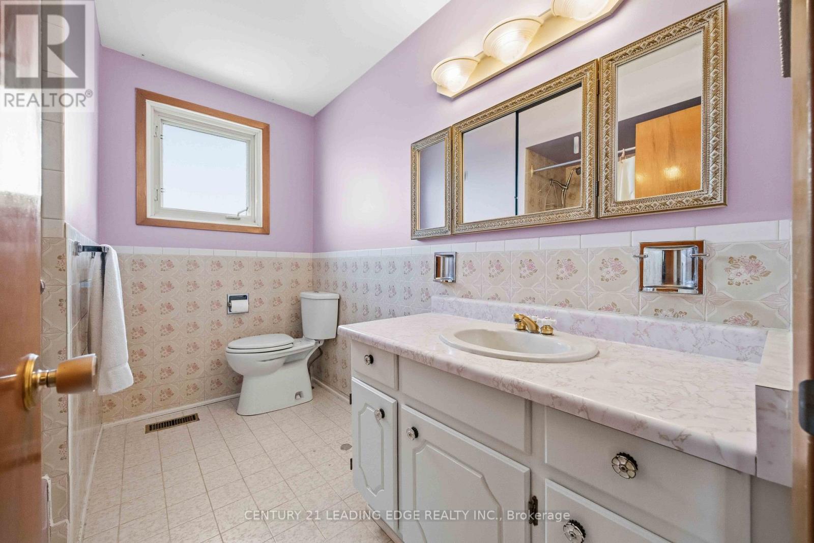 554 Woodbridge Avenue, Vaughan, Ontario  L4L 2T5 - Photo 27 - N13219350