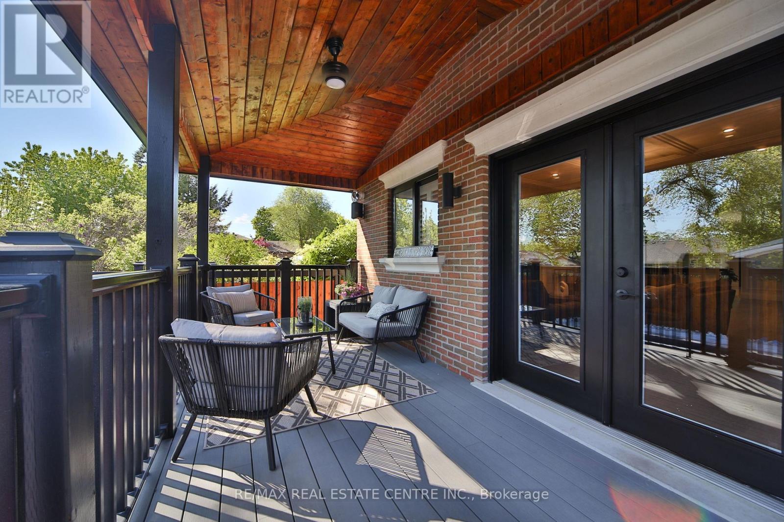 1098 Meredith Avenue, Mississauga, Ontario  L5E 2E1 - Photo 47 - W13219358