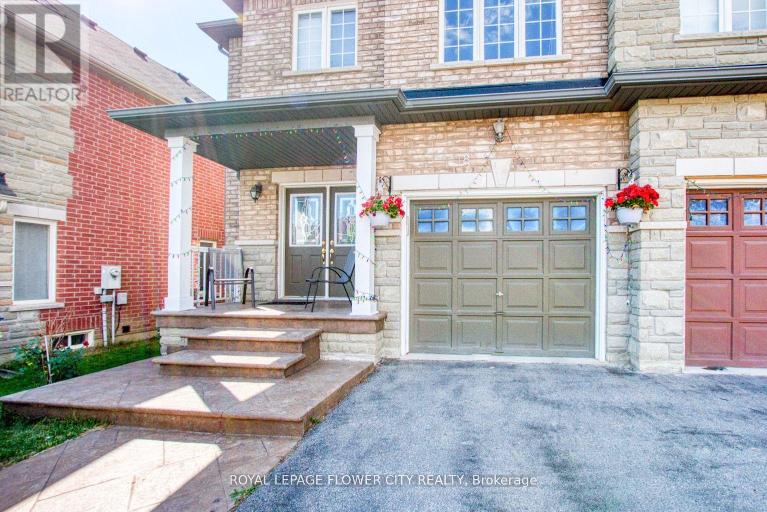 Upper - 18 Saint Eugene Street, Brampton, Ontario  L6Y 0K9 - Photo 2 - W13219366