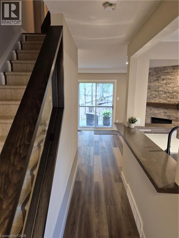 219 Kingswood Drive Unit# 26, Kitchener, Ontario  N2E 3J4 - Photo 3 - 40828101