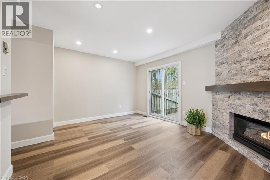 219 Kingswood Drive Unit# 26, Kitchener, Ontario  N2E 3J4 - Photo 10 - 40828101