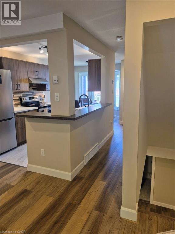 219 Kingswood Drive Unit# 26, Kitchener, Ontario  N2E 3J4 - Photo 38 - 40828101