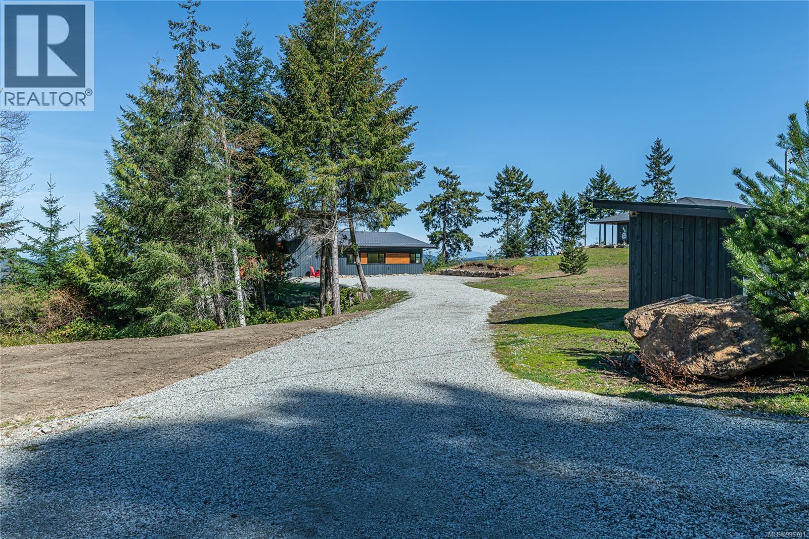 153 Southern Way, Salt Spring, British Columbia  V8K 2Y1 - Photo 2 - 996701