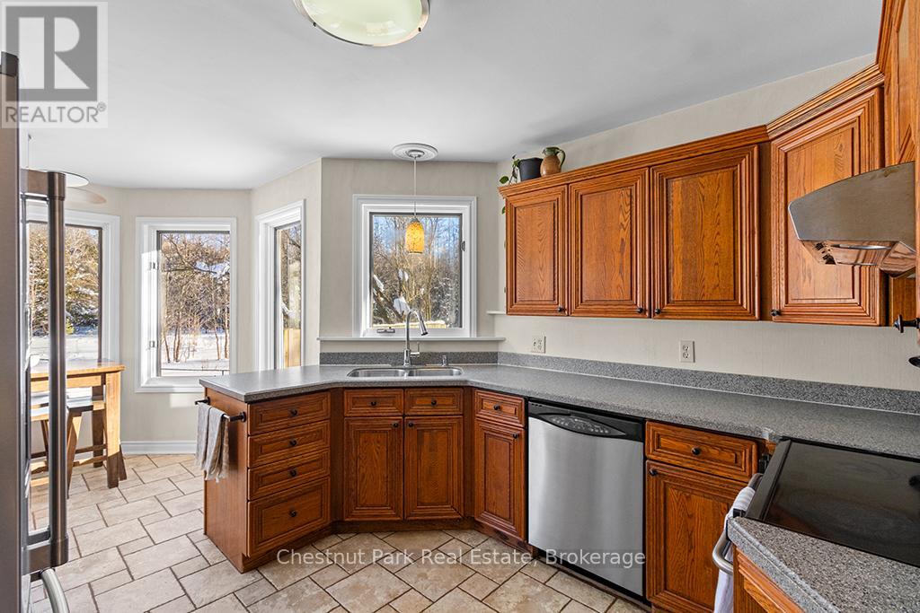 359003 Grey Road 15, Meaford, Ontario  N4K 5N3 - Photo 9 - X12752586