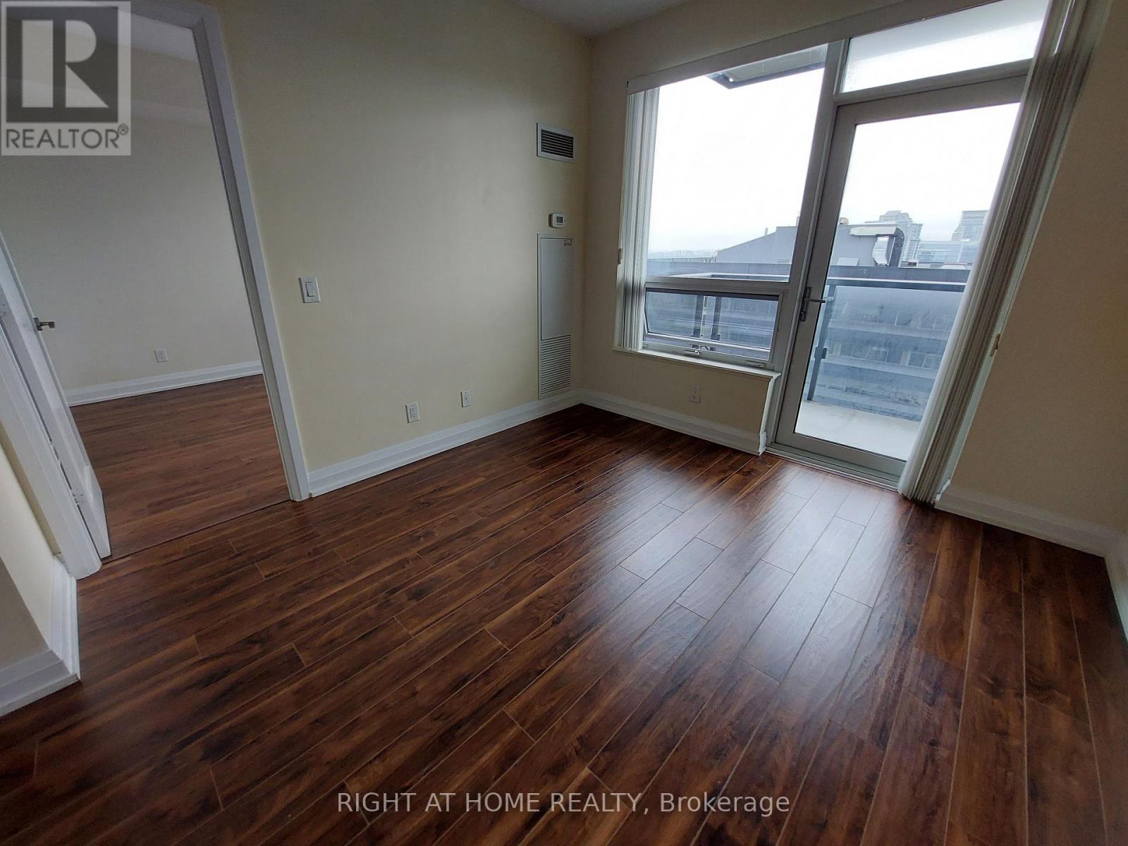 2421 - 5 Sheppard Avenue E, Toronto, Ontario  M2N 0G4 - Photo 15 - C13219378