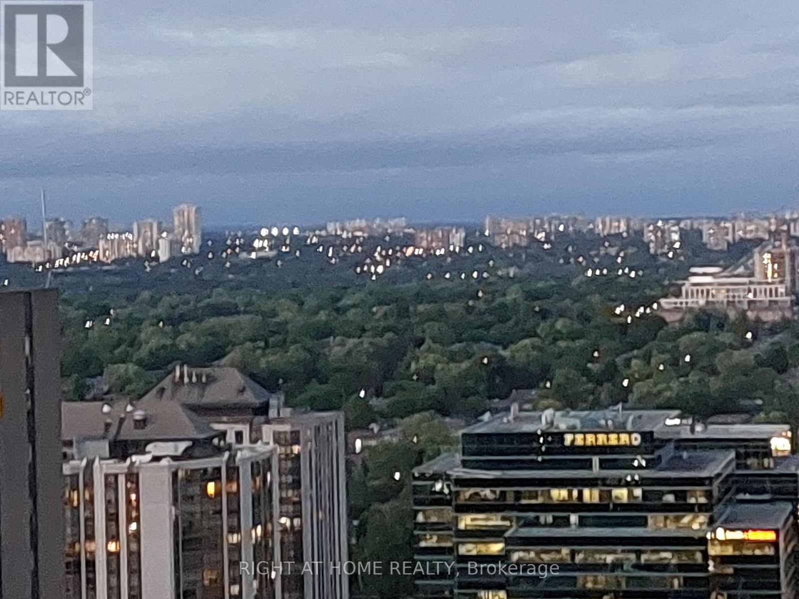2421 - 5 Sheppard Avenue E, Toronto, Ontario  M2N 0G4 - Photo 17 - C13219378