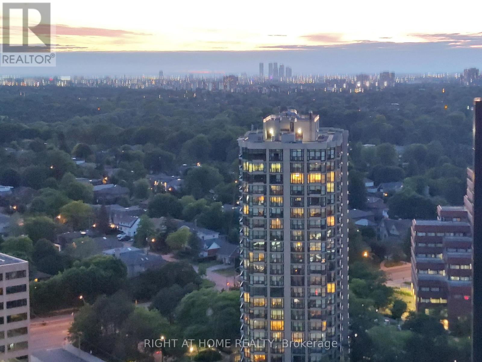 2421 - 5 Sheppard Avenue E, Toronto, Ontario  M2N 0G4 - Photo 2 - C13219378