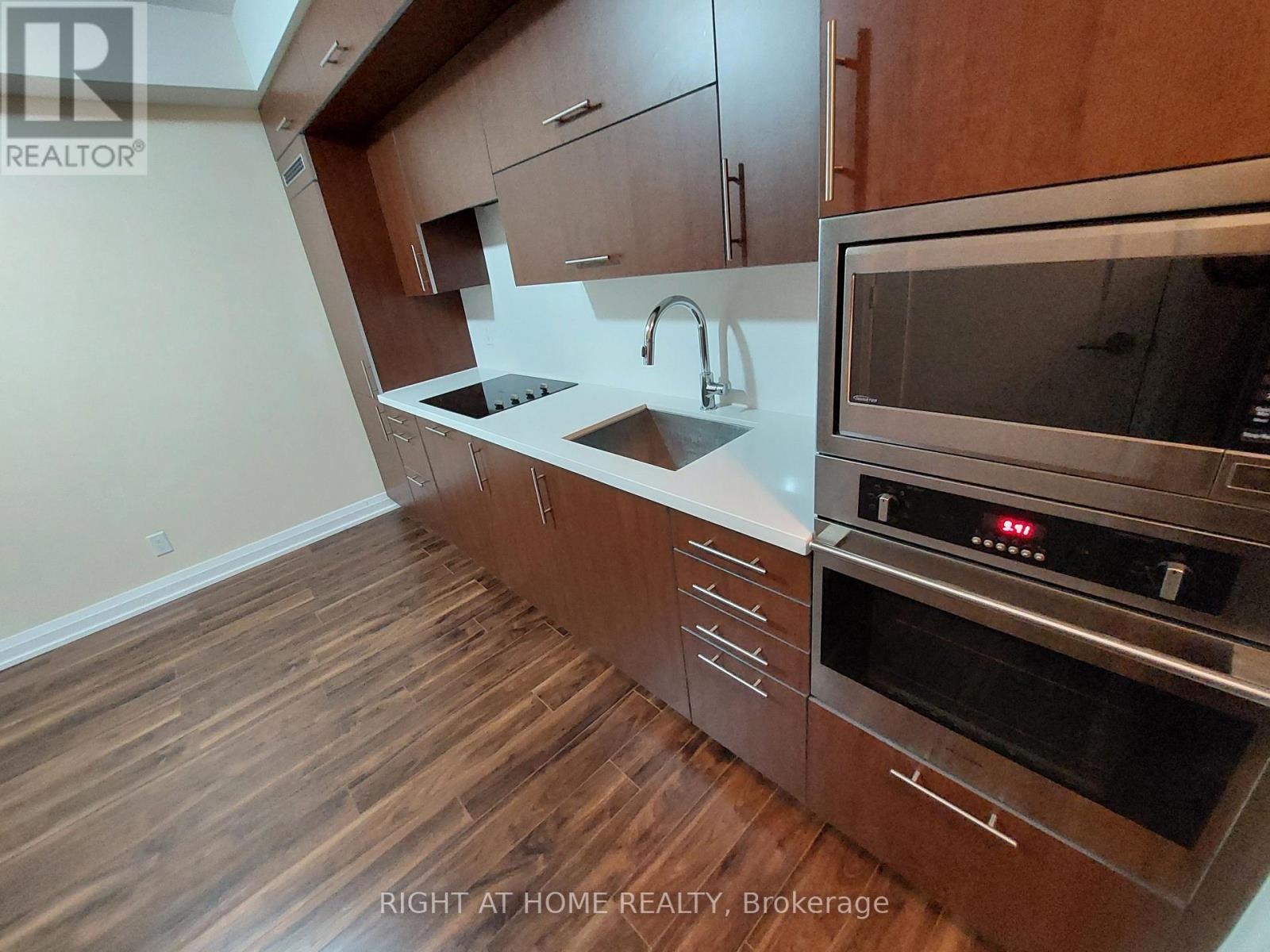 2421 - 5 Sheppard Avenue E, Toronto, Ontario  M2N 0G4 - Photo 5 - C13219378