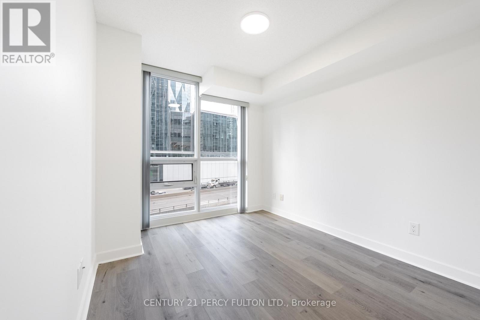 703 - 18 Harbour Street, Toronto, Ontario  M5J 2Z6 - Photo 12 - C13219382