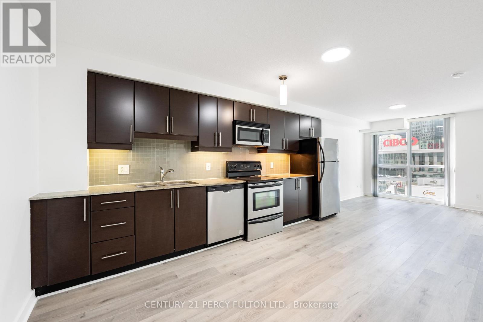 703 - 18 Harbour Street, Toronto, Ontario  M5J 2Z6 - Photo 5 - C13219382