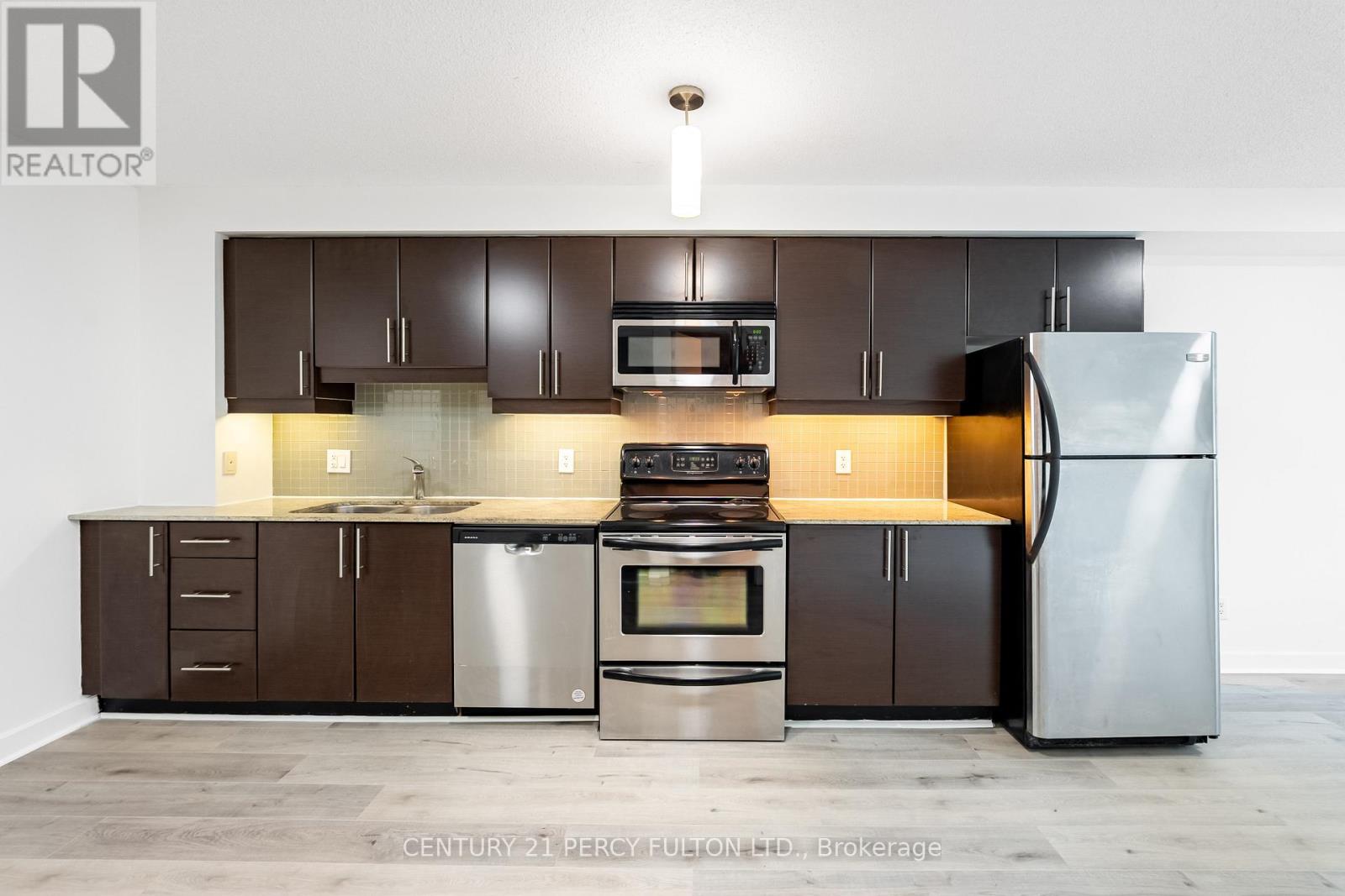 703 - 18 Harbour Street, Toronto, Ontario  M5J 2Z6 - Photo 7 - C13219382