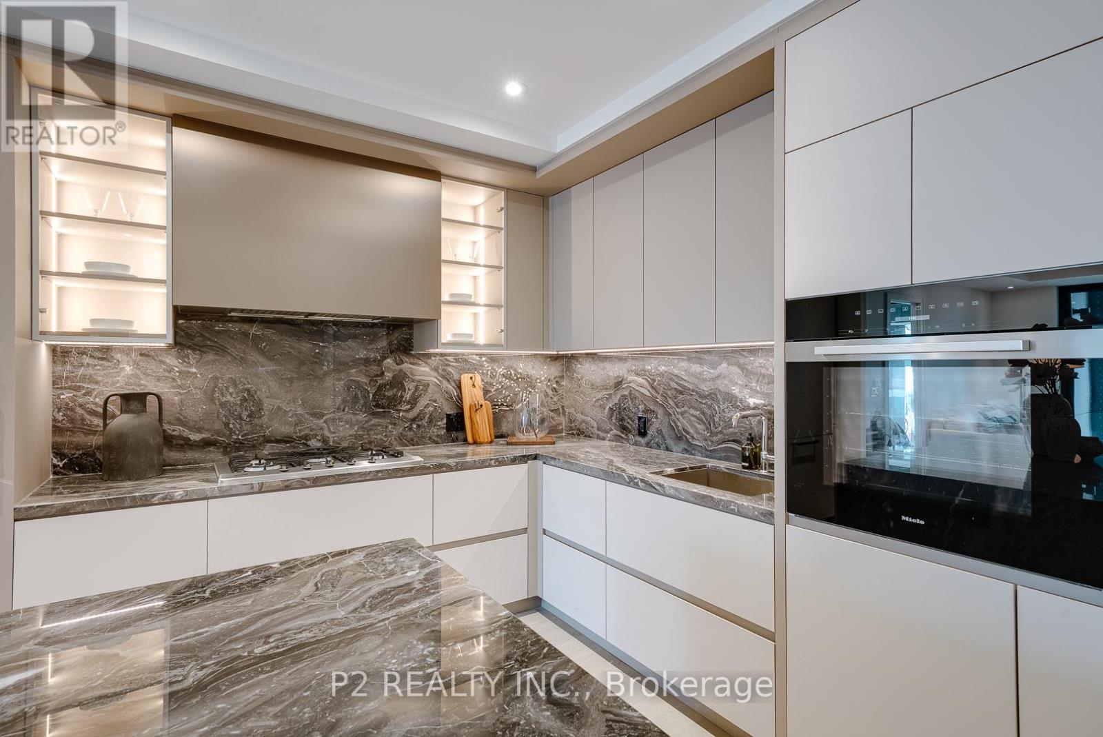 208 - 2 Forest Hill Road, Toronto, Ontario  M4V 2L3 - Photo 4 - C13219388