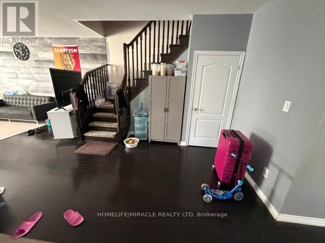 705 Sauve Street, Milton, Ontario L9T 8M4 - Photo 4 - W13219400