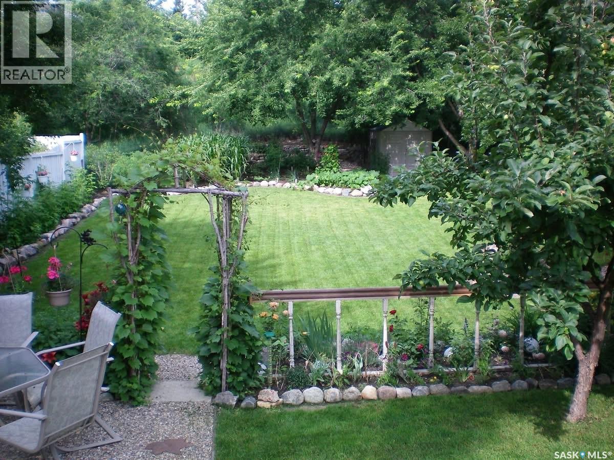 170 Elgin Crescent, Lumsden, Saskatchewan  S0G 3C0 - Photo 32 - SK037352