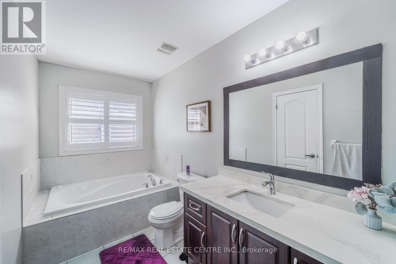10 Ebury Drive, Brampton, Ontario  L6X 0Z3 - Photo 18 - W13219396