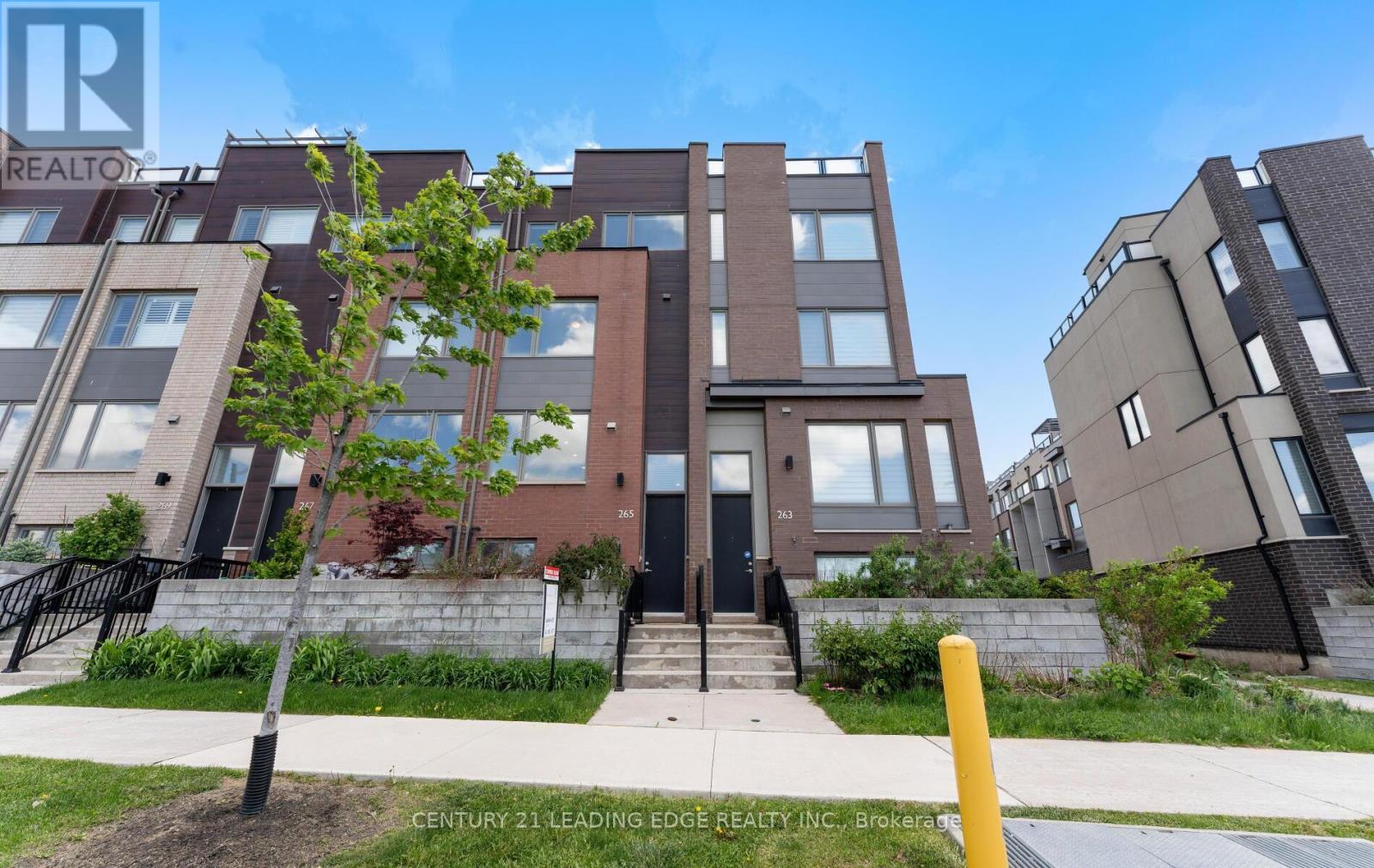 265 DOWNSVIEW PARK BOULEVARD, Toronto, Ontario