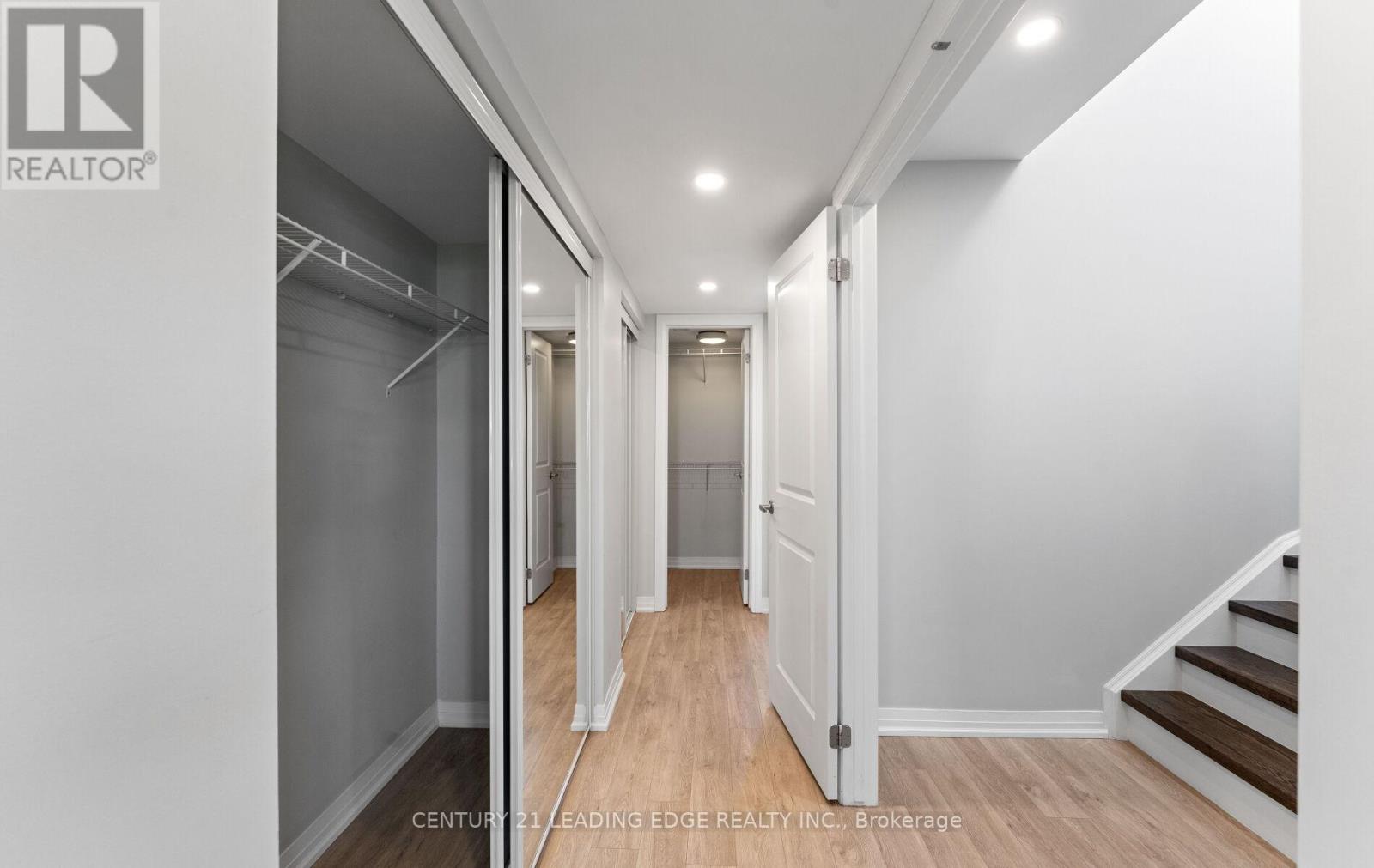 265 Downsview Park Boulevard, Toronto, Ontario  M3K 0B6 - Photo 21 - W13219432