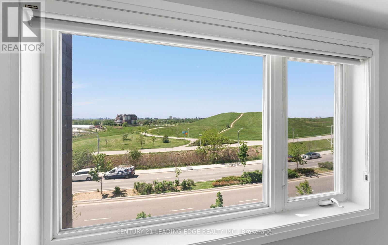 265 Downsview Park Boulevard, Toronto, Ontario  M3K 0B6 - Photo 26 - W13219432