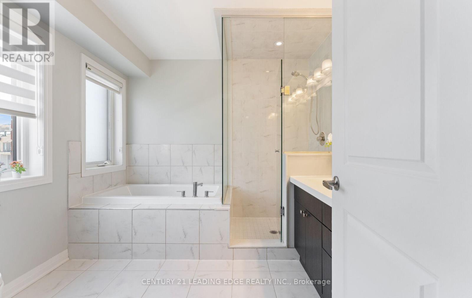 265 Downsview Park Boulevard, Toronto, Ontario  M3K 0B6 - Photo 27 - W13219432