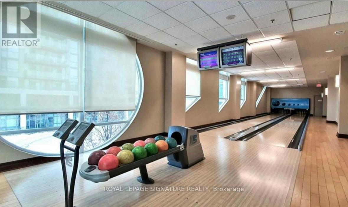 2506 - 339 Rathburn Road W, Mississauga, Ontario  L5B 0K6 - Photo 38 - W13211366