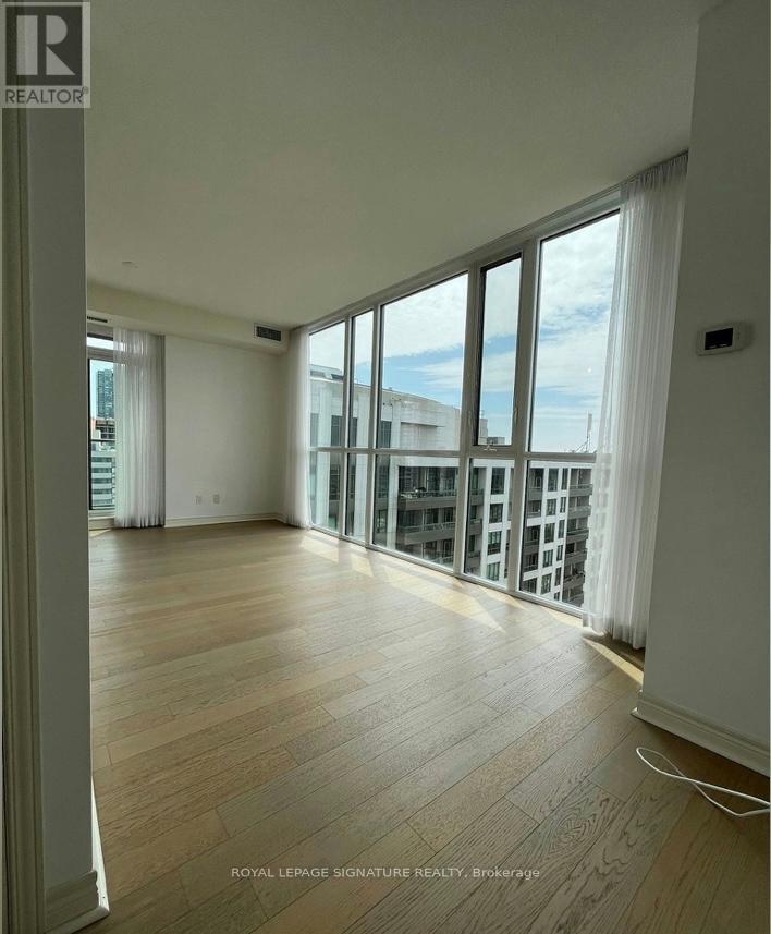 2506 - 339 Rathburn Road W, Mississauga, Ontario  L5B 0K6 - Photo 4 - W13211366