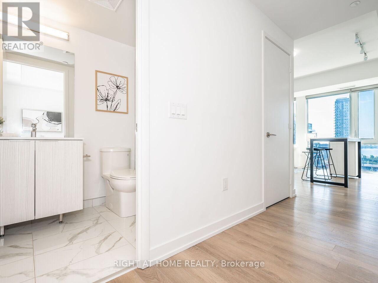 1613 - 158 Front Street E, Toronto, Ontario  M5A 0K9 - Photo 4 - C13219444