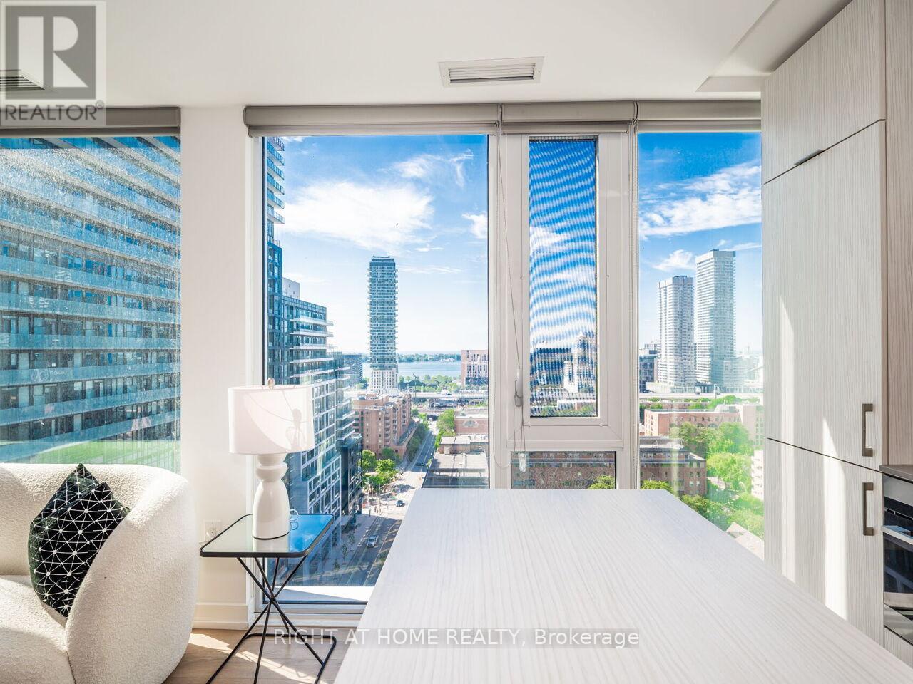 1613 - 158 Front Street E, Toronto, Ontario  M5A 0K9 - Photo 8 - C13219444