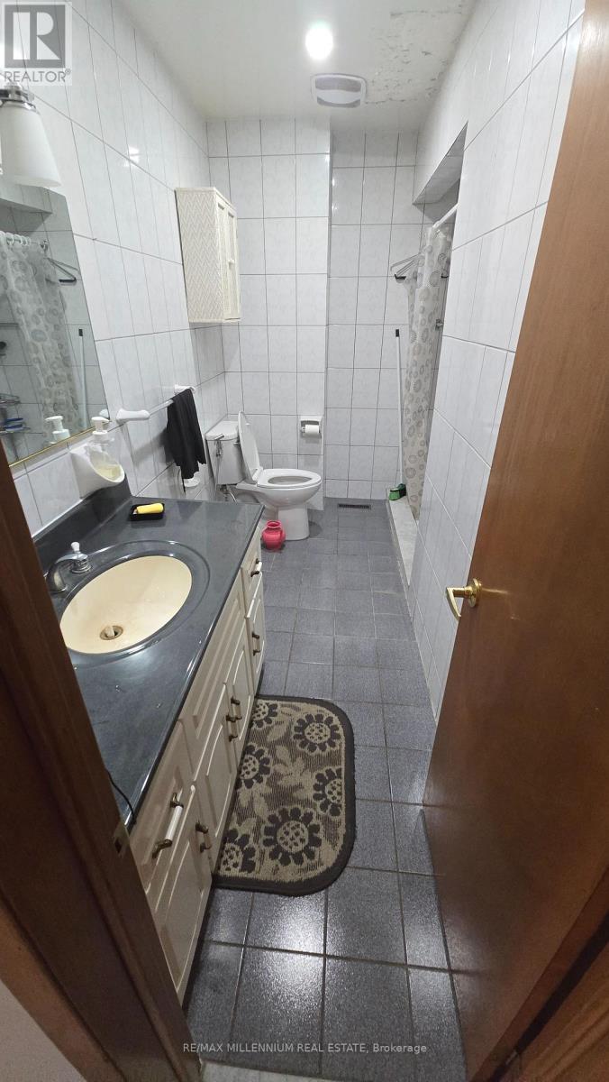 130 Ardwick Boulevard, Toronto, Ontario  M9M 1W2 - Photo 6 - W13219452