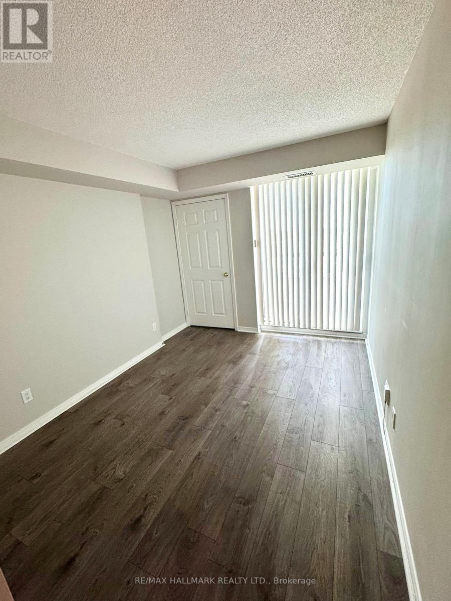 910 - 8 Hillcrest Avenue, Toronto, Ontario  M2N 6Y6 - Photo 5 - C13219482