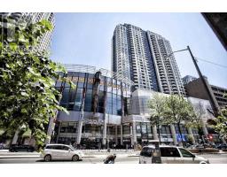 910 - 8 HILLCREST AVENUE, Toronto, Ontario