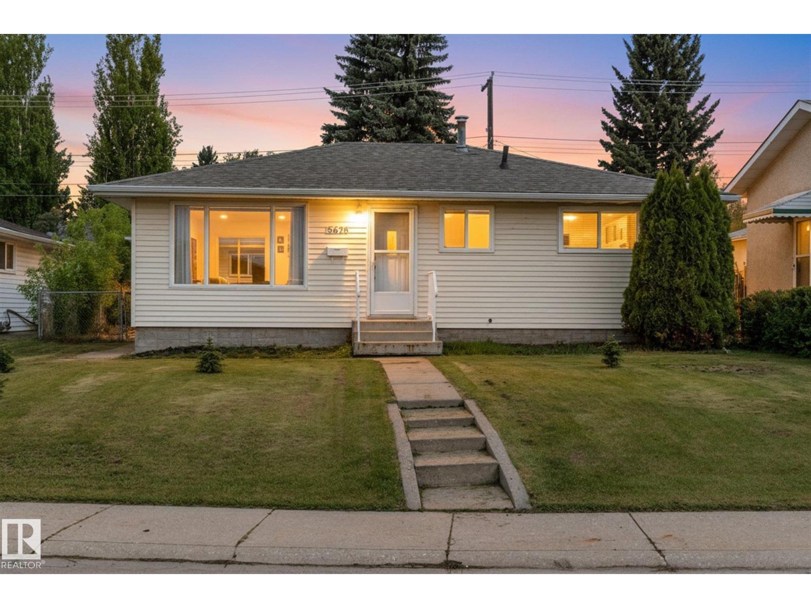 5628 140A AV NW, edmonton, Alberta