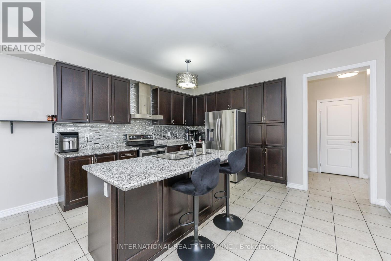 578 Dougall Avenue, Caledon, Ontario  L7C 3Z4 - Photo 10 - W13219494