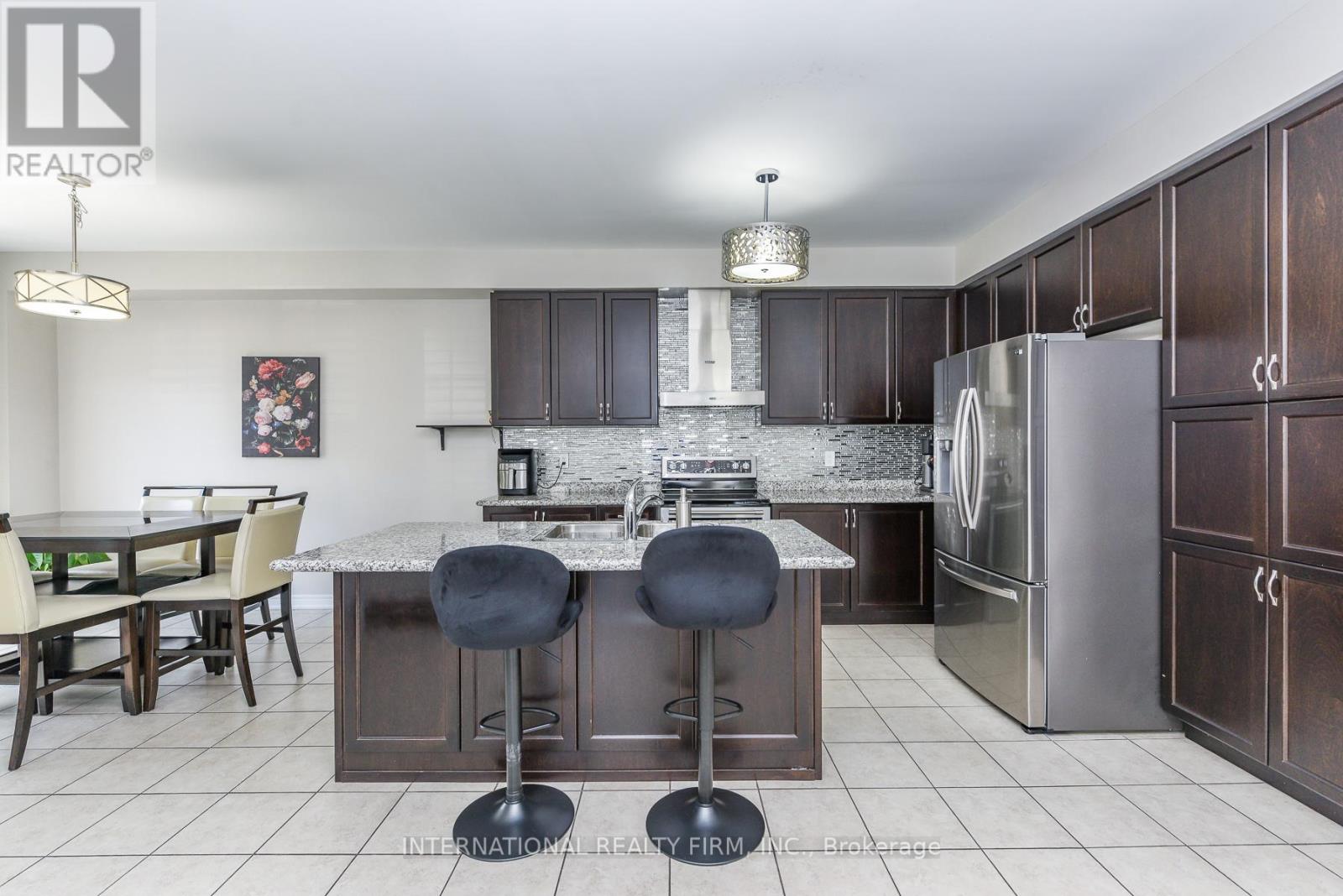 578 Dougall Avenue, Caledon, Ontario  L7C 3Z4 - Photo 11 - W13219494